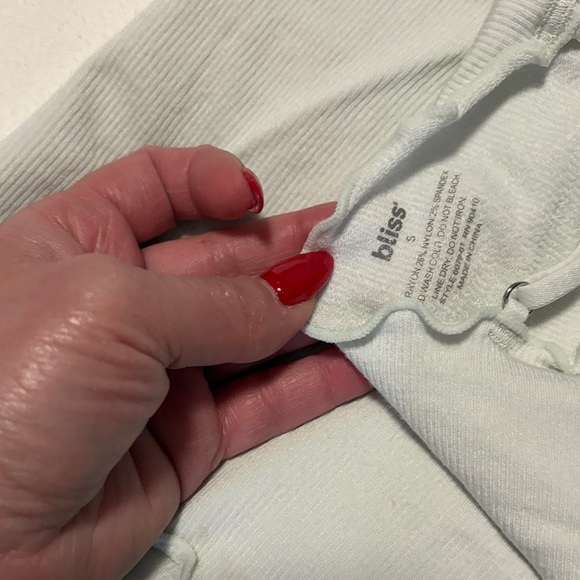 Women's Ruffled Intimates Set - Size Small - Picture 15 of 15